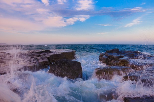 o0002-Ocean Meets Rock @ Sunshine Coast, Australia